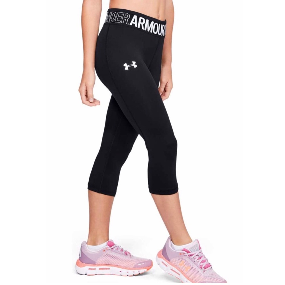 UNDER ARMOUR GIRLS SIZE YXL CAPRI LEGGINGS